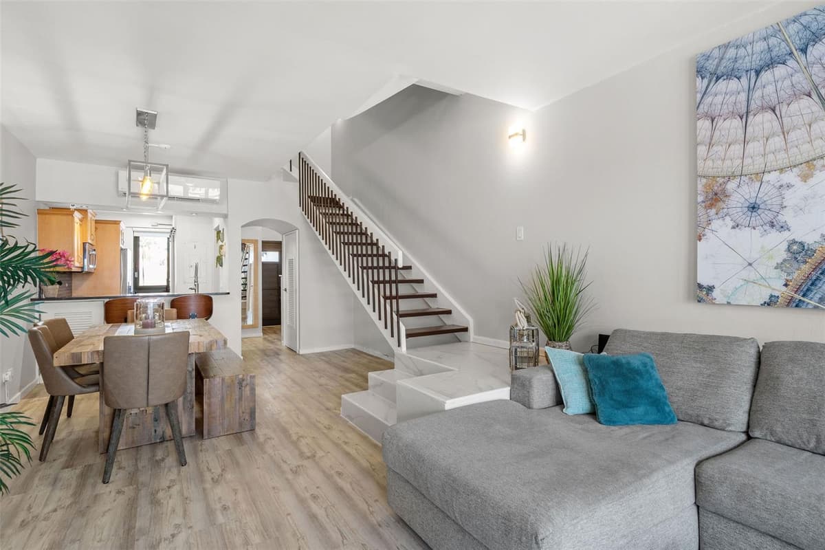 180 CANDELERO RD — photo 16 of 42