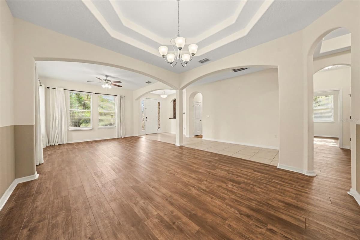 3575 STATHAM DRIVE — photo 9 of 41