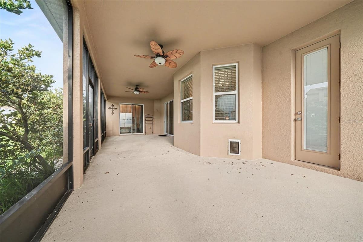 3575 STATHAM DRIVE — photo 38 of 41