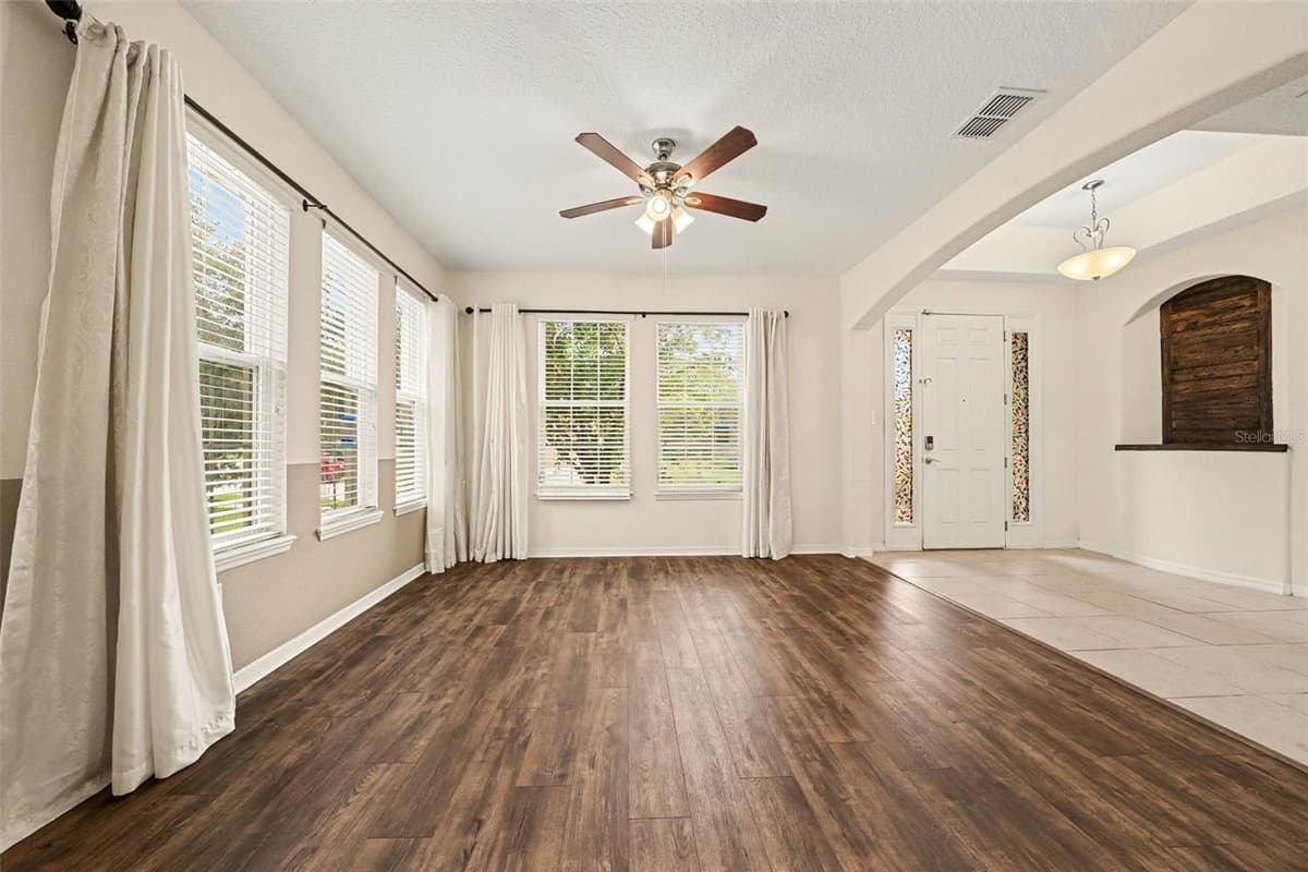 3575 STATHAM DRIVE — photo 11 of 41