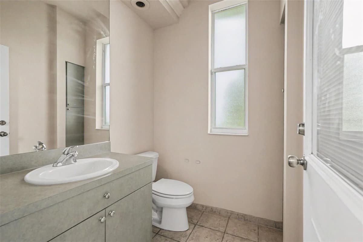 5020 GEVALIA DRIVE — photo 14 of 31