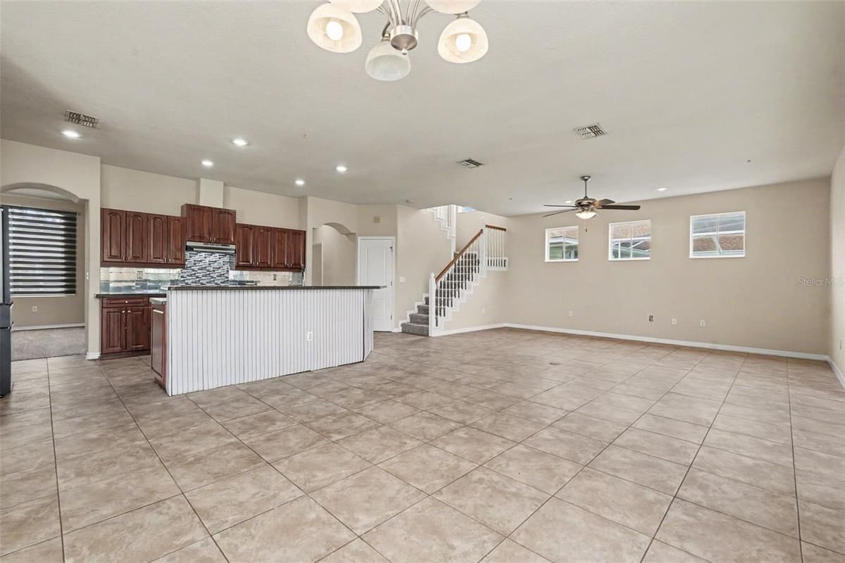 5020 GEVALIA DRIVE — photo 10 of 31