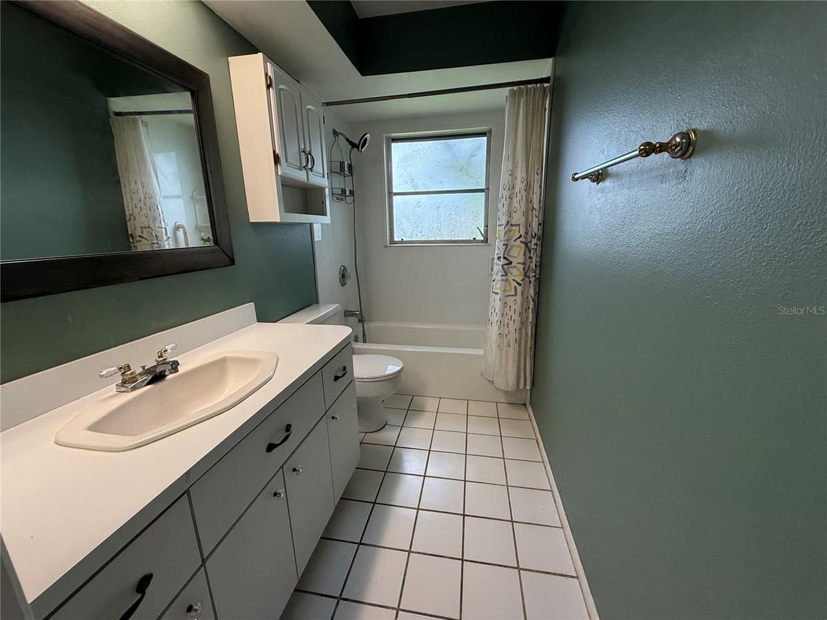 4339 BAY CIRCLE — photo 15 of 20