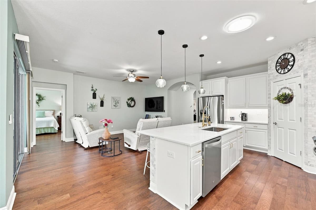 6517 NESTALL COURT — photo 21 of 64