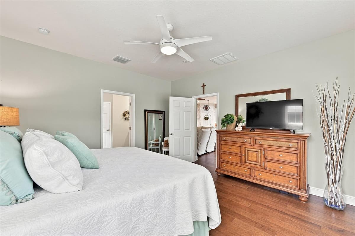 6517 NESTALL COURT — photo 28 of 64