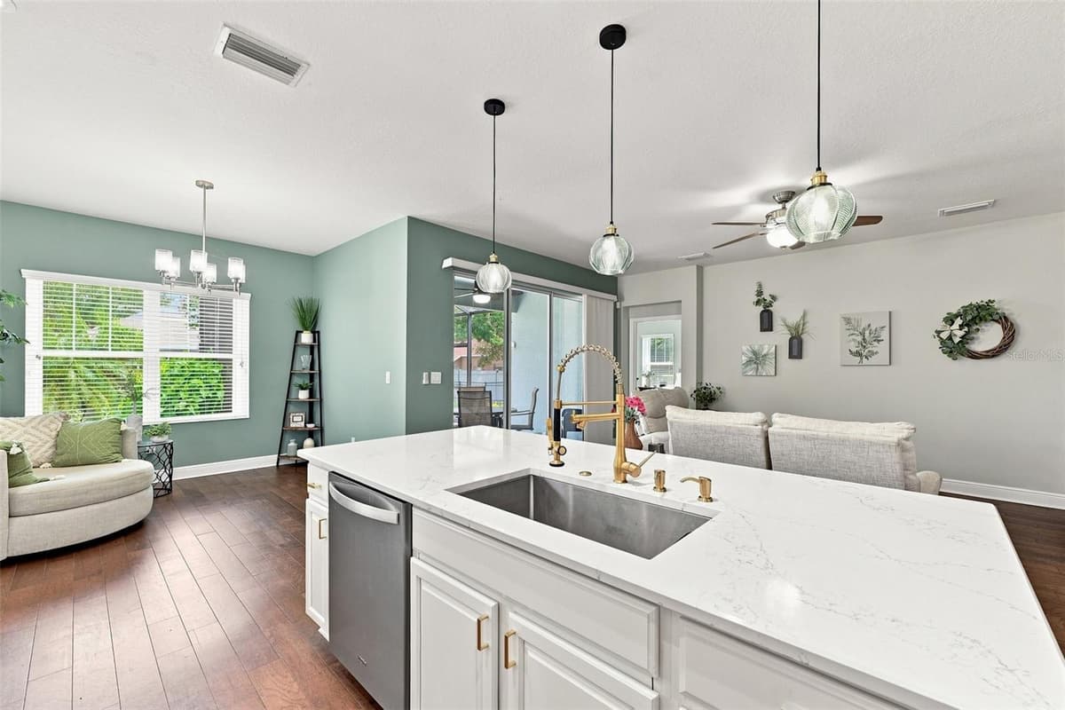 6517 NESTALL COURT — photo 18 of 64