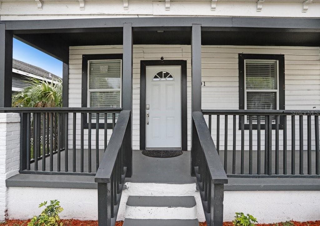 2701 COLUMBUS DRIVE — photo 4 of 23