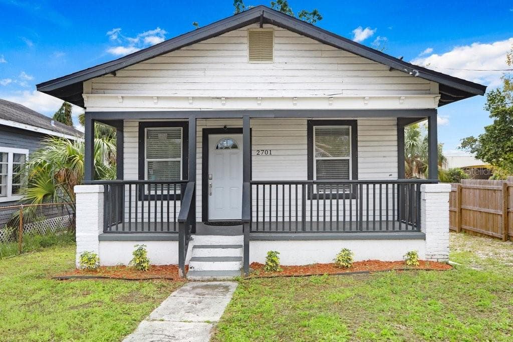 2701 COLUMBUS DRIVE — photo 1 of 23