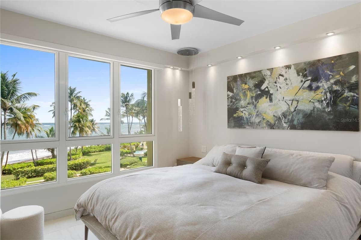 400 OCEAN DRIVE — photo 28 of 36
