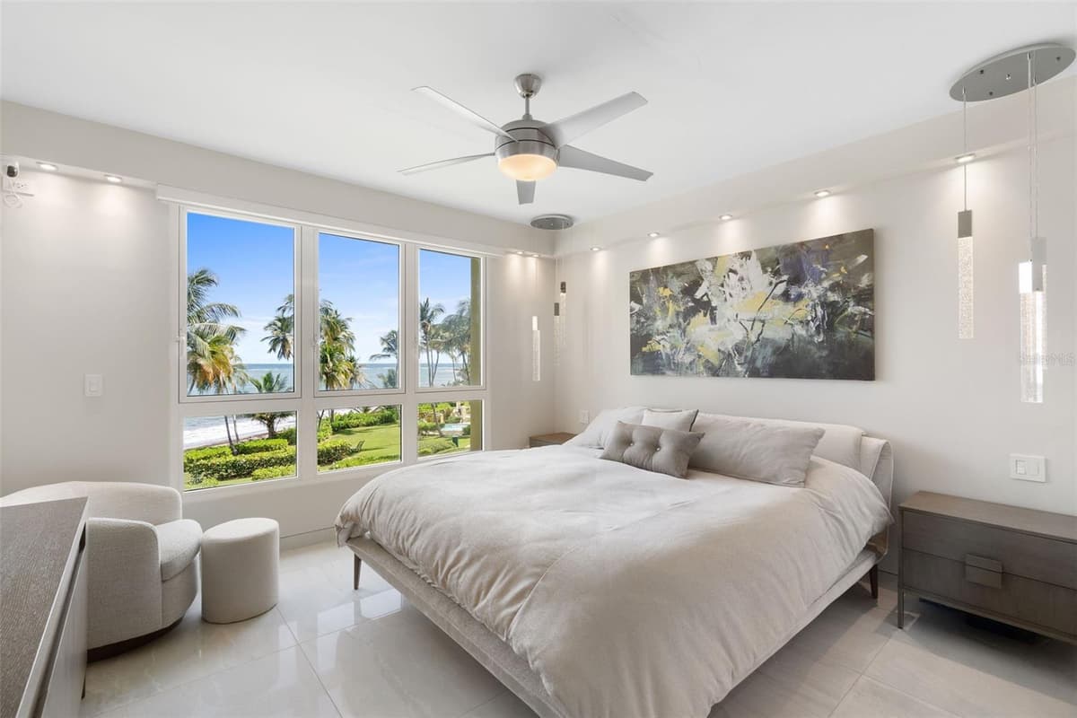 400 OCEAN DRIVE — photo 27 of 36