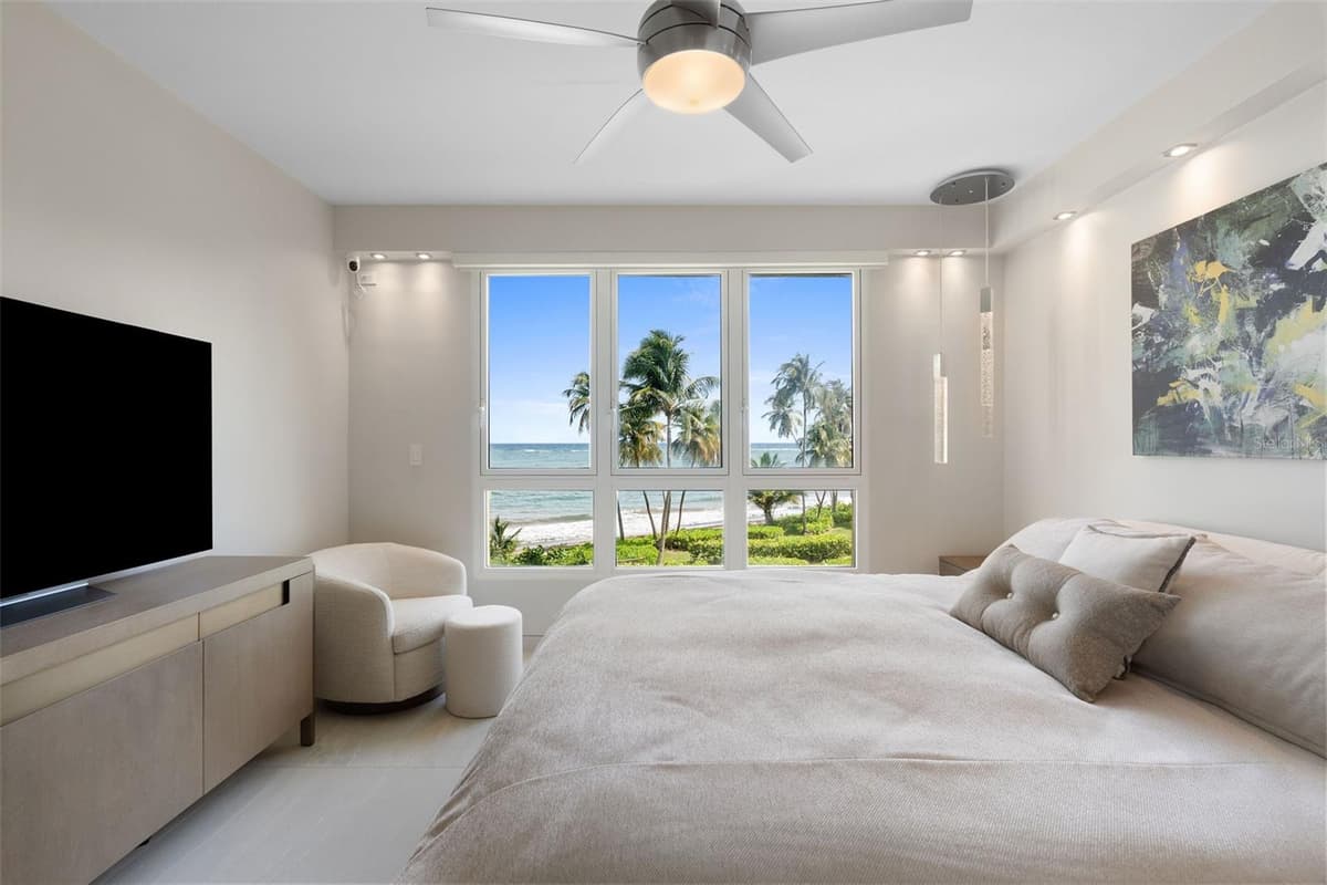 400 OCEAN DRIVE — photo 29 of 36