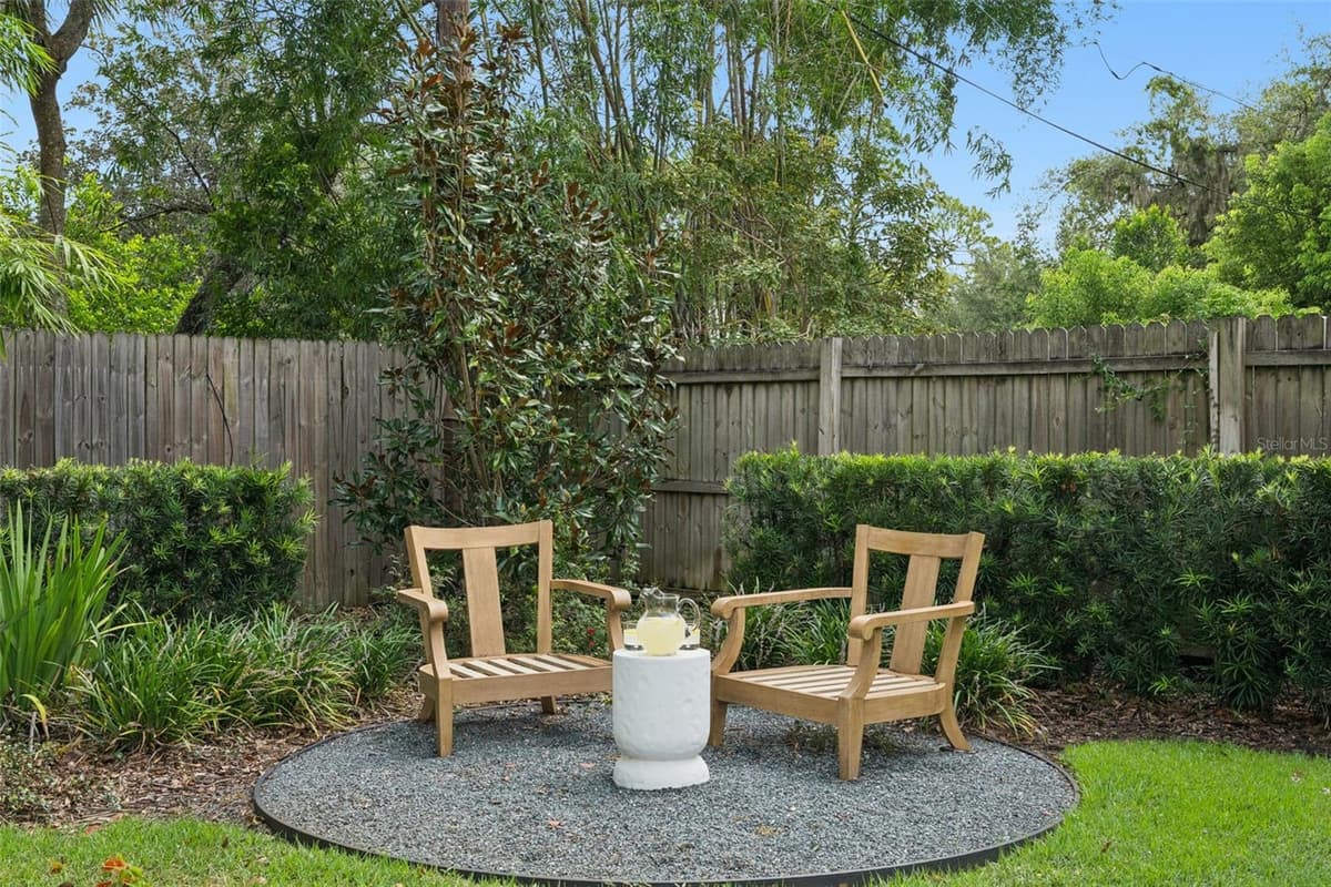 913 CAMELLIA AVENUE — photo 38 of 50