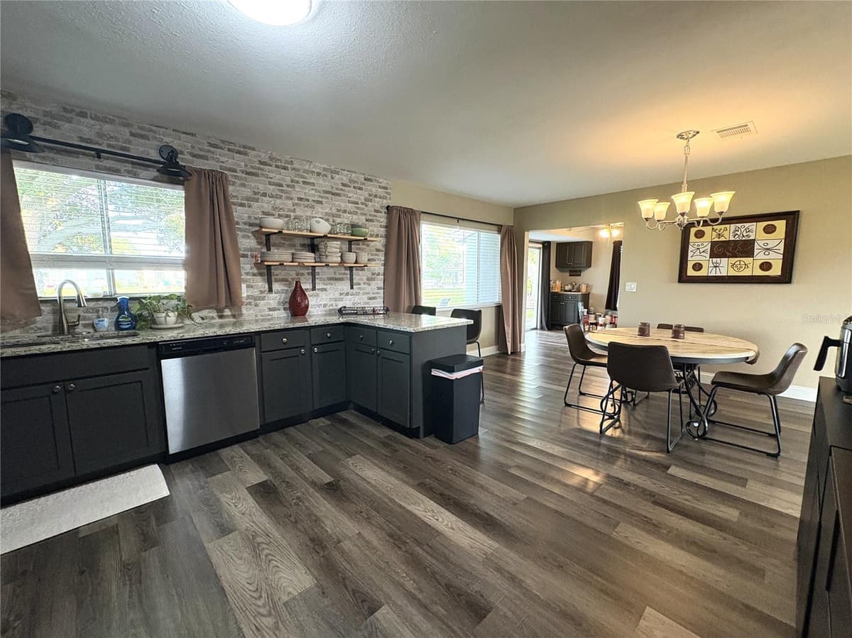 6866 KAPPA PLACE — photo 8 of 31