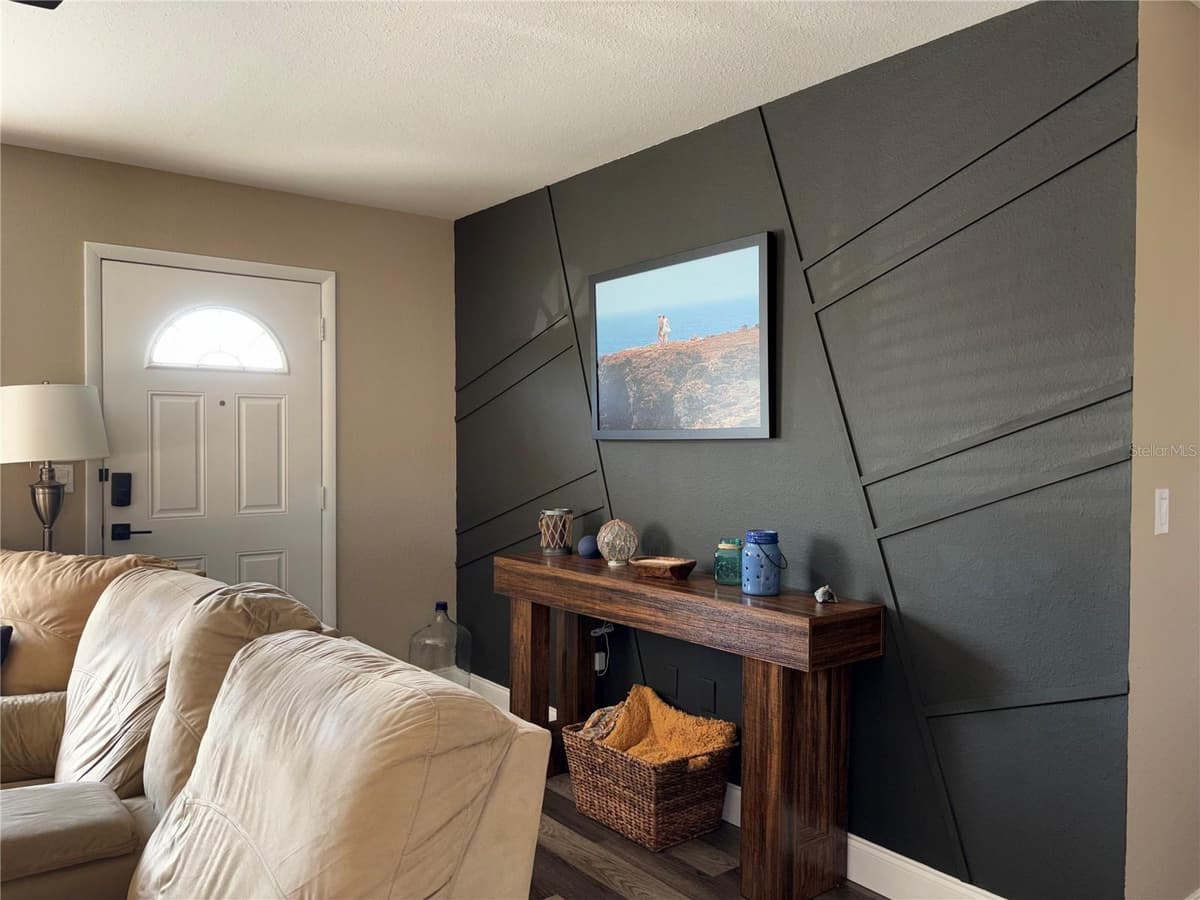 6866 KAPPA PLACE — photo 3 of 31