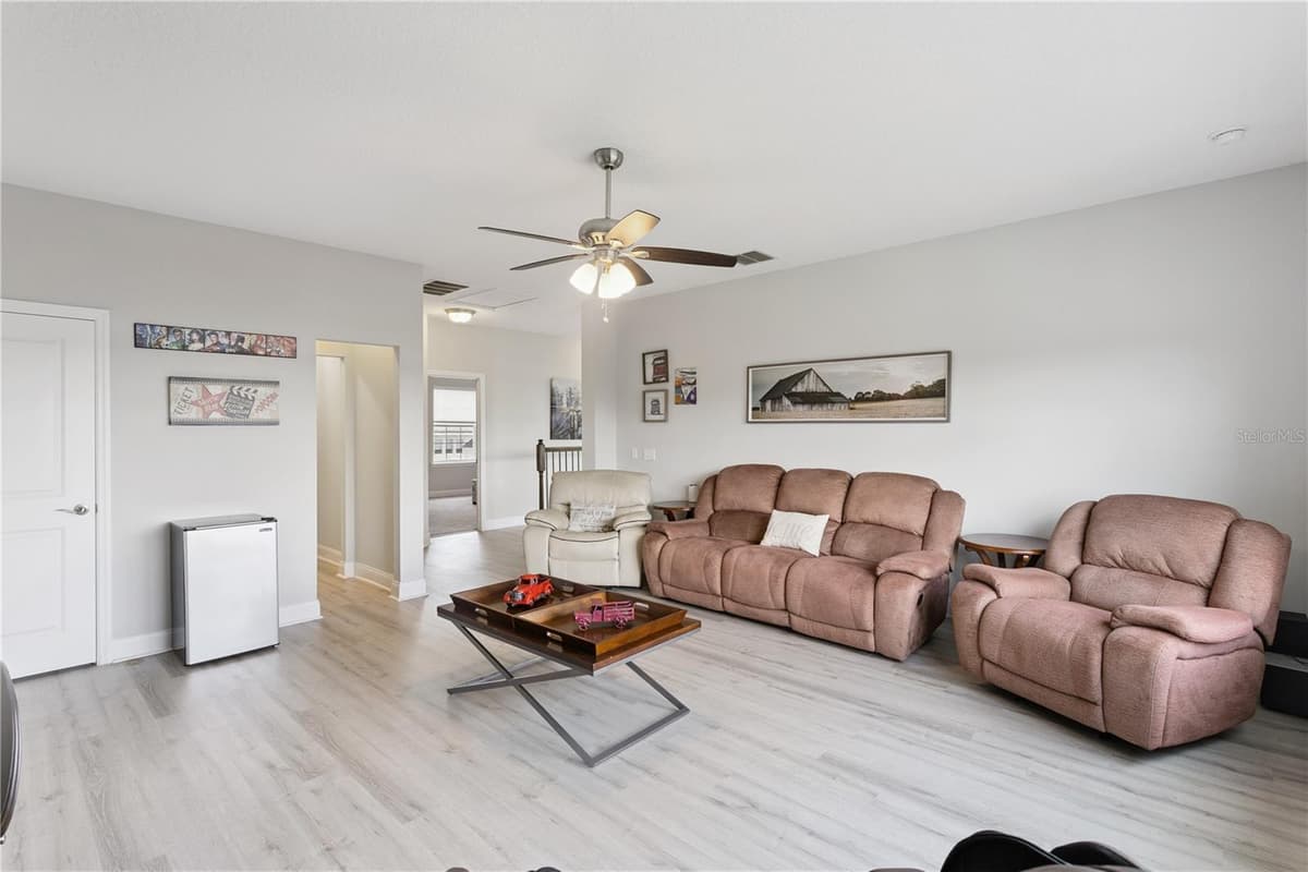 16416 GOOD HEARTH BOULEVARD — photo 20 of 35