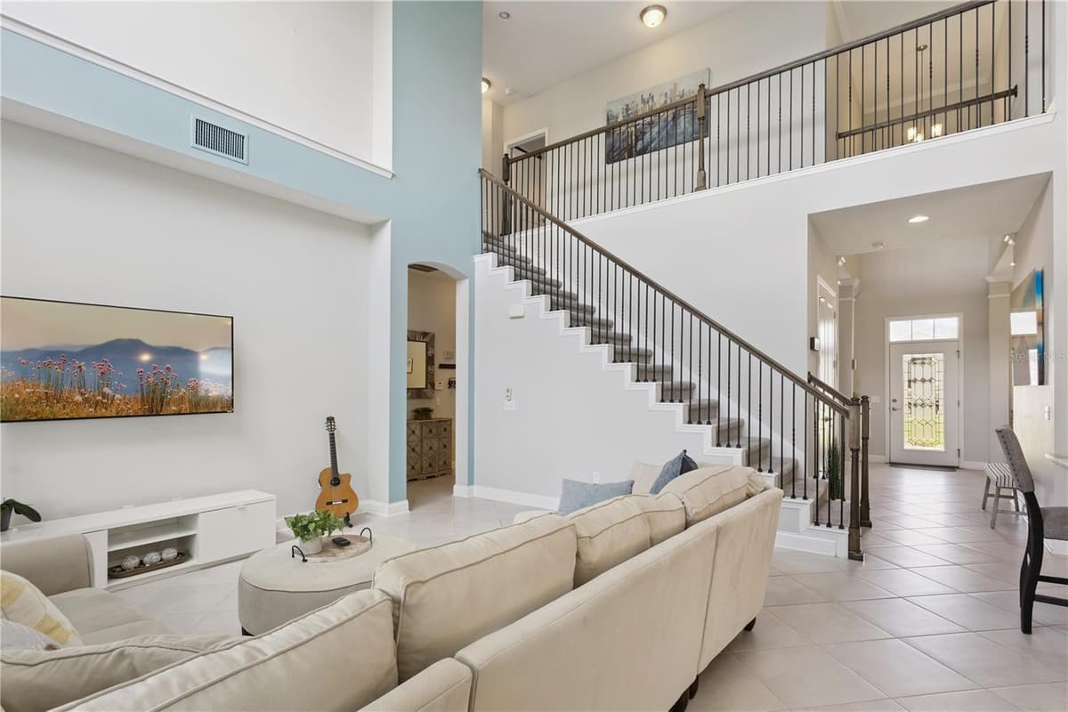 16416 GOOD HEARTH BOULEVARD — photo 4 of 35