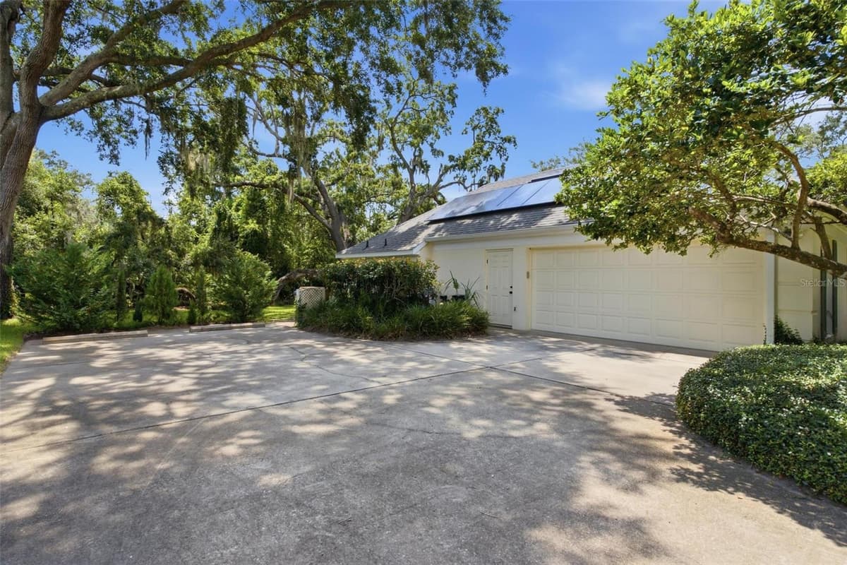 33746 SPRING DRIVE — photo 13 of 63