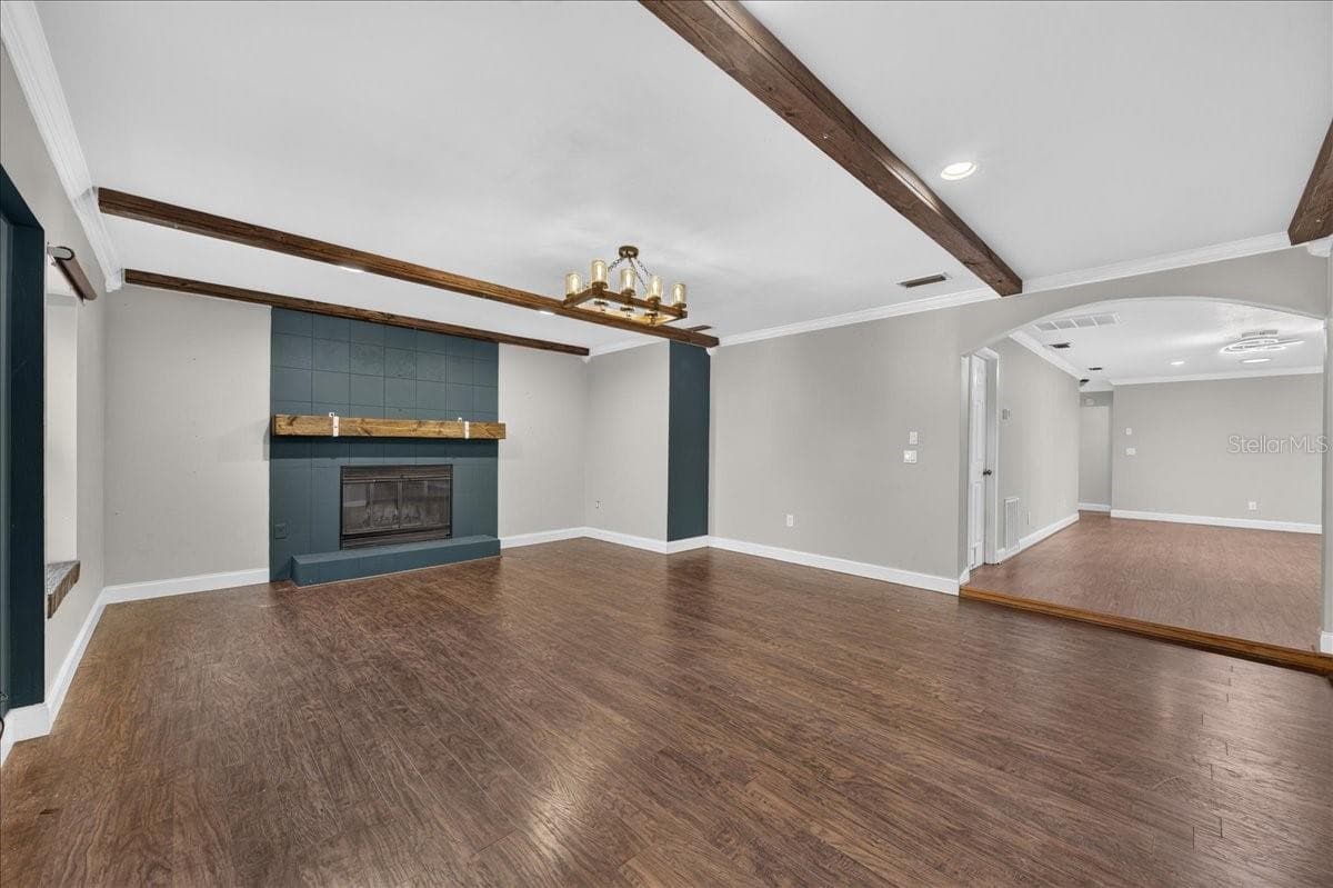 1221 LIME STREET — photo 19 of 46