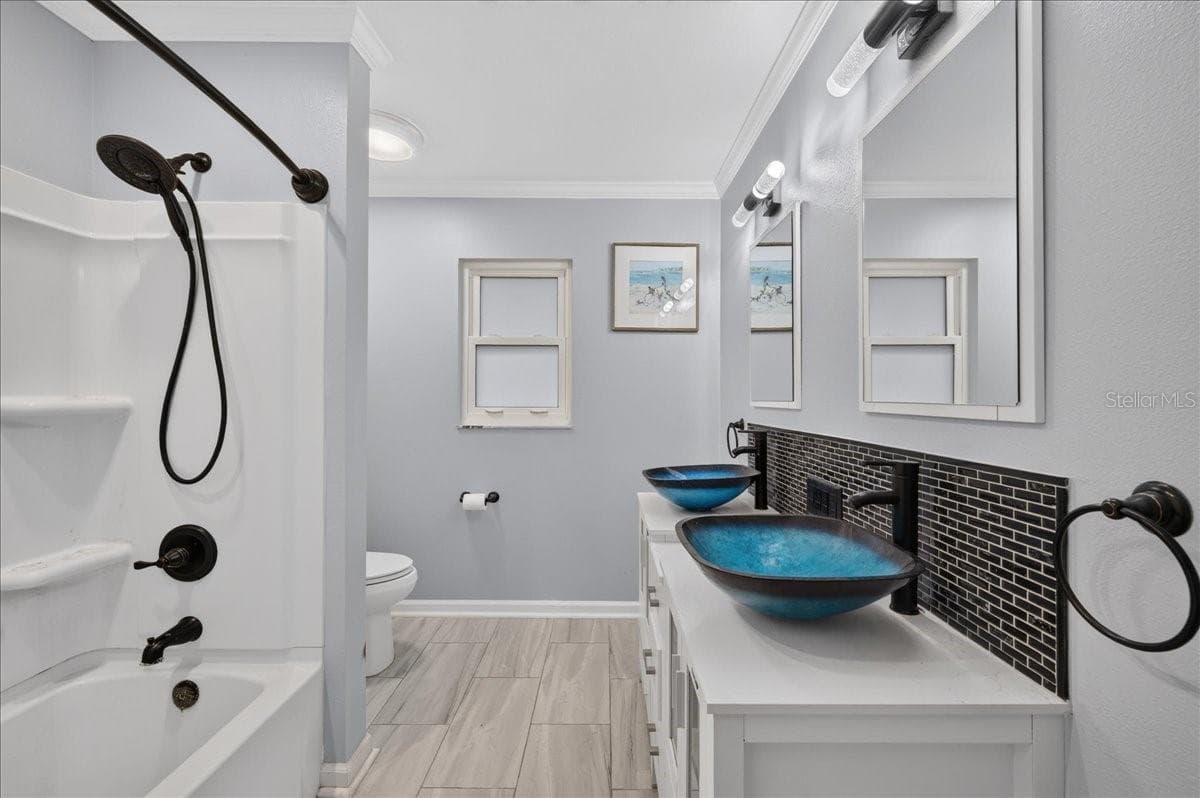 1221 LIME STREET — photo 28 of 46