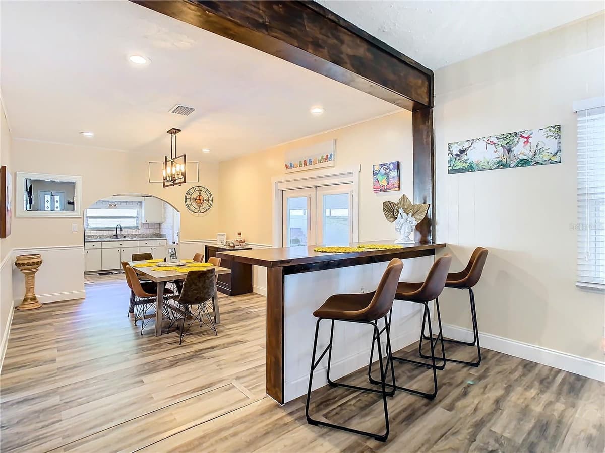 3321 AILEEN STREET — photo 9 of 45