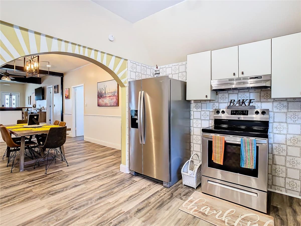 3321 AILEEN STREET — photo 18 of 45