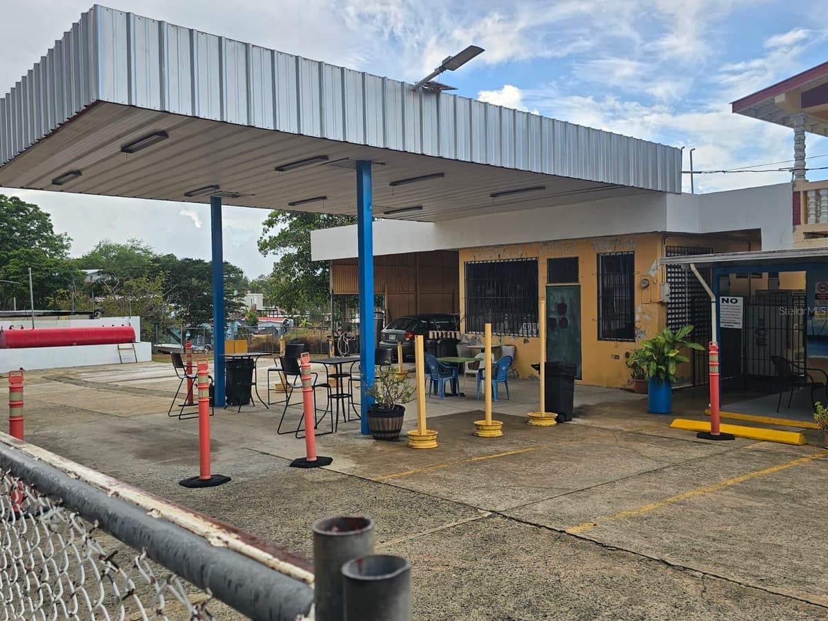 Carr. 307, Km. 5.2 BARRIO PEDERNALES — photo 9 of 37