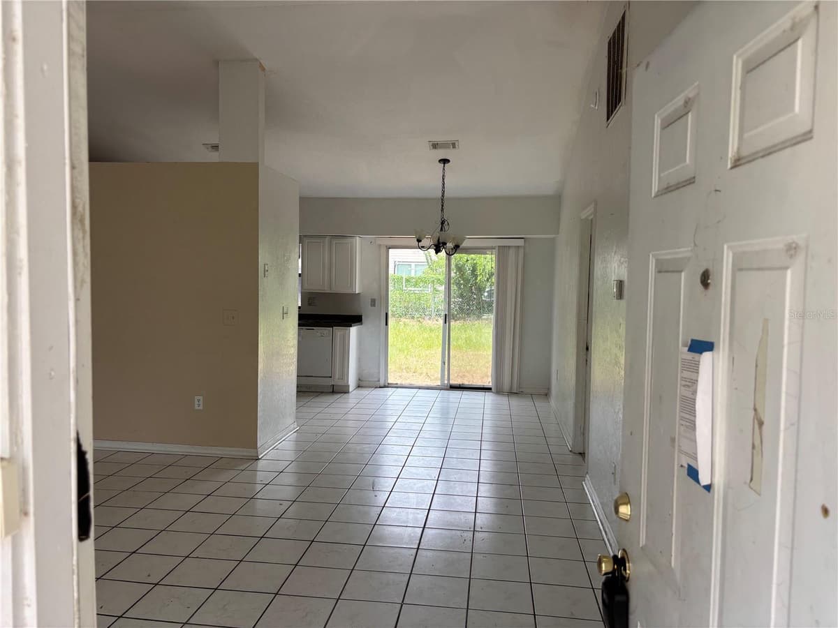 833 OGLETHORPE COURT — photo 4 of 28