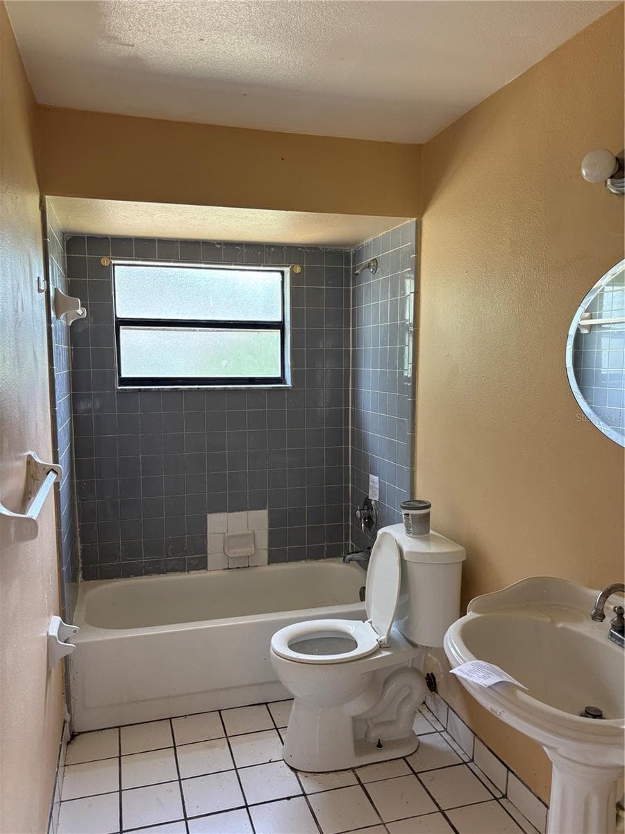 833 OGLETHORPE COURT — photo 25 of 28