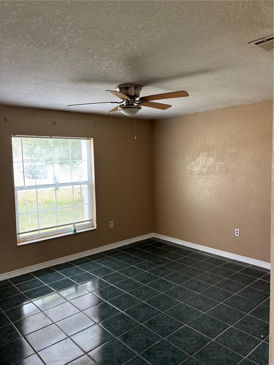 833 OGLETHORPE COURT — photo 20 of 28
