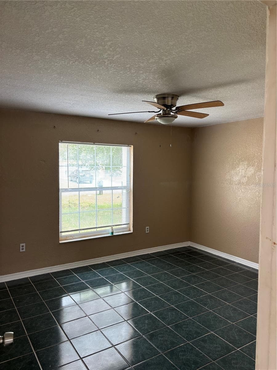 833 OGLETHORPE COURT — photo 21 of 28