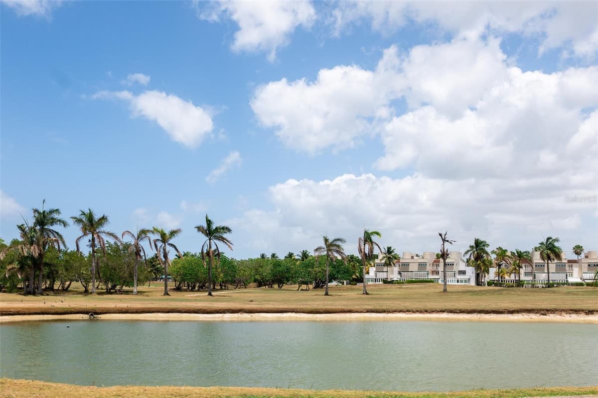 91 VILLAS DE GOLF EAST — photo 22 of 31