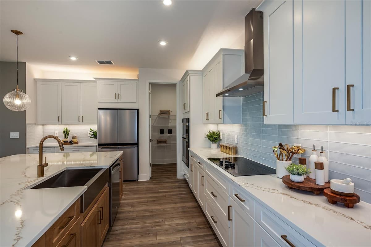 12012 ETHOS COURT — photo 10 of 48