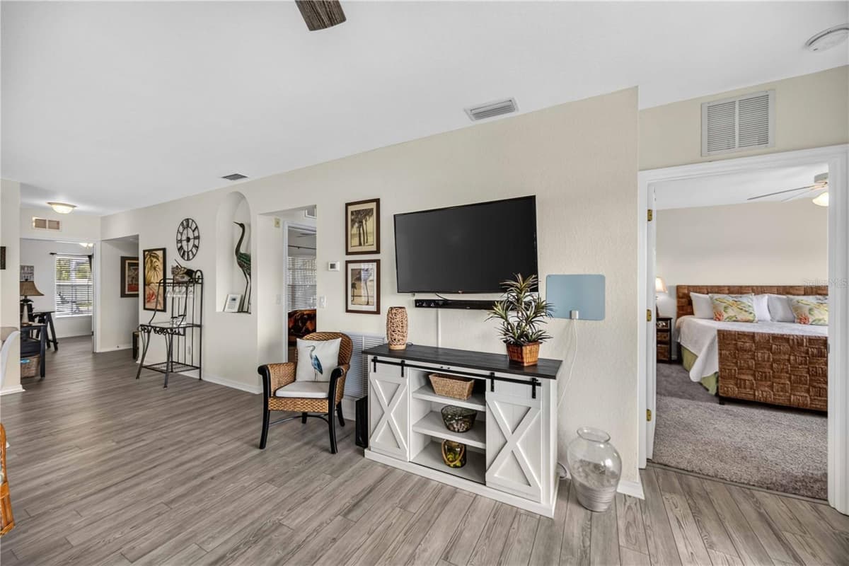 2160 HERON LAKE DRIVE — photo 12 of 59