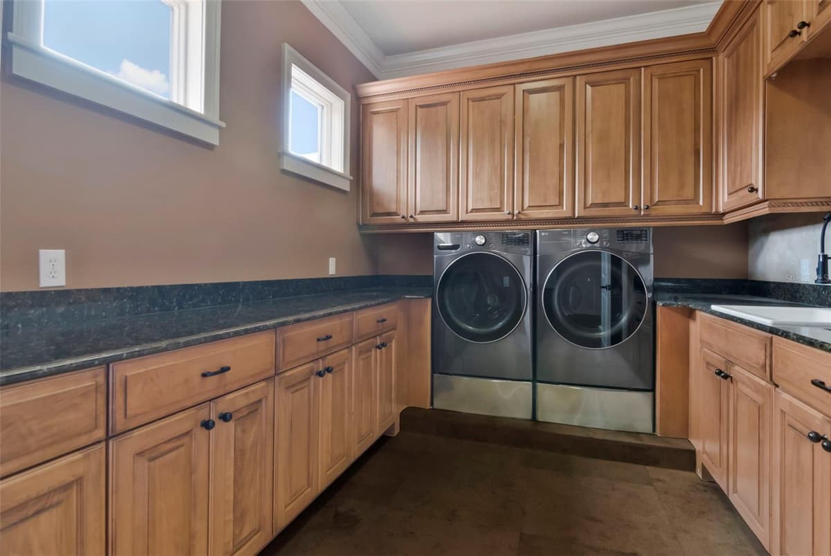 5211 NEPTUNE WAY — photo 43 of 72