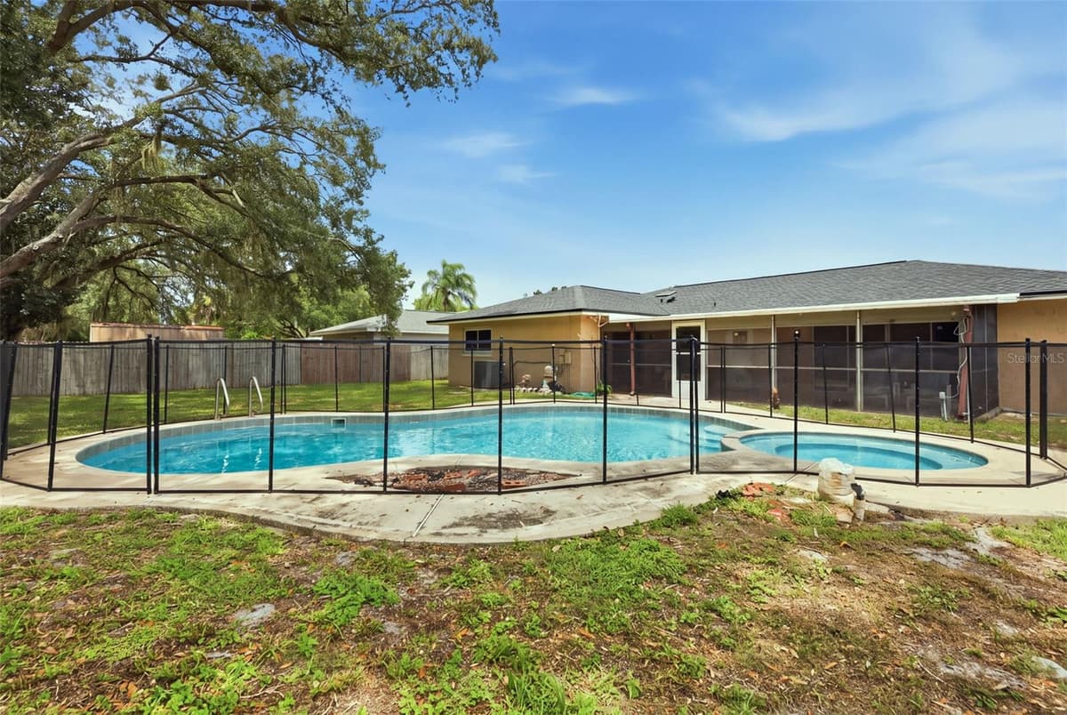 6785 TAMARIND CIRCLE — photo 41 of 44