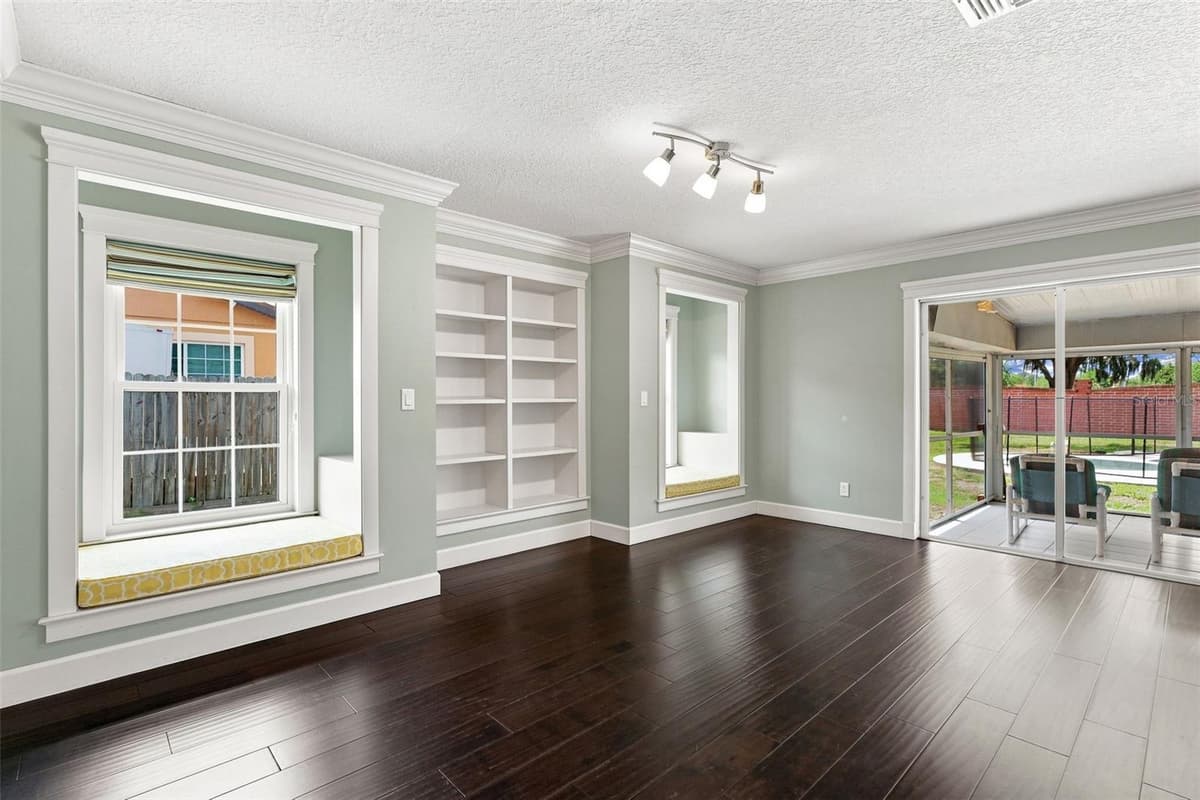 6785 TAMARIND CIRCLE — photo 13 of 44