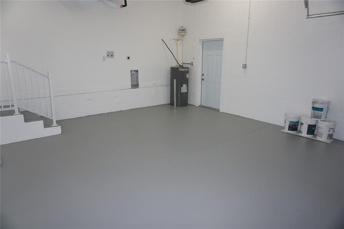 12572 TREE STREET — photo 15 of 25