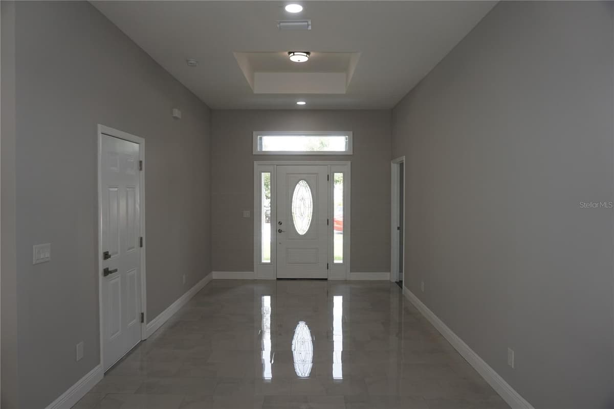 12572 TREE STREET — photo 17 of 25