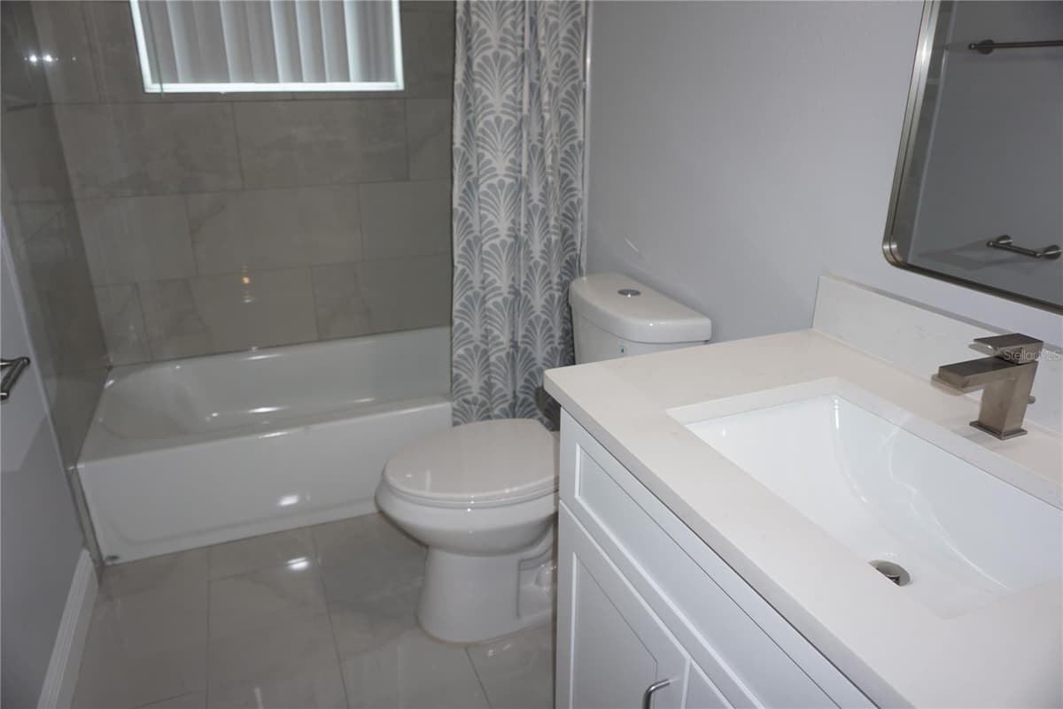 12572 TREE STREET — photo 10 of 25