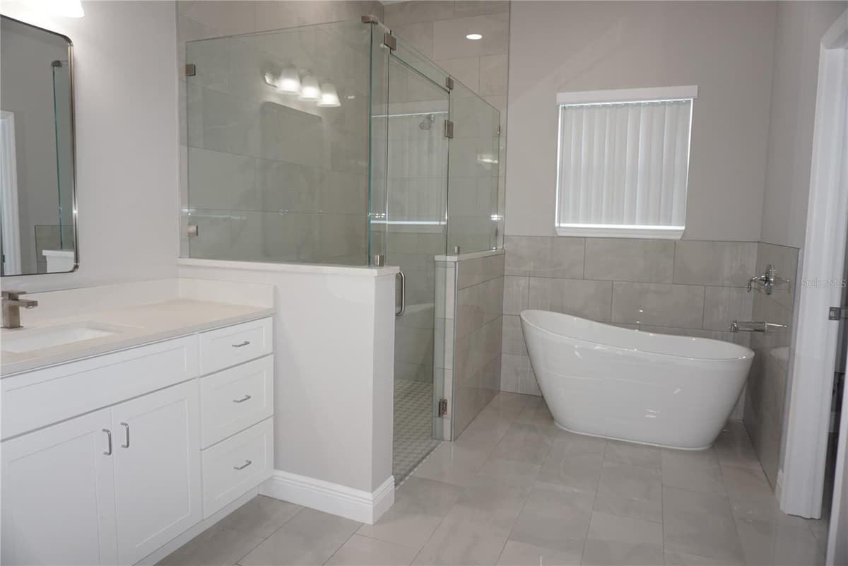 12572 TREE STREET — photo 7 of 25
