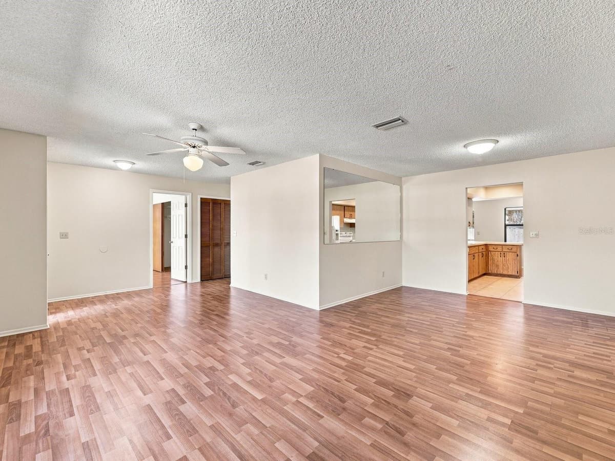 315 57TH STREET COURT — photo 6 of 26