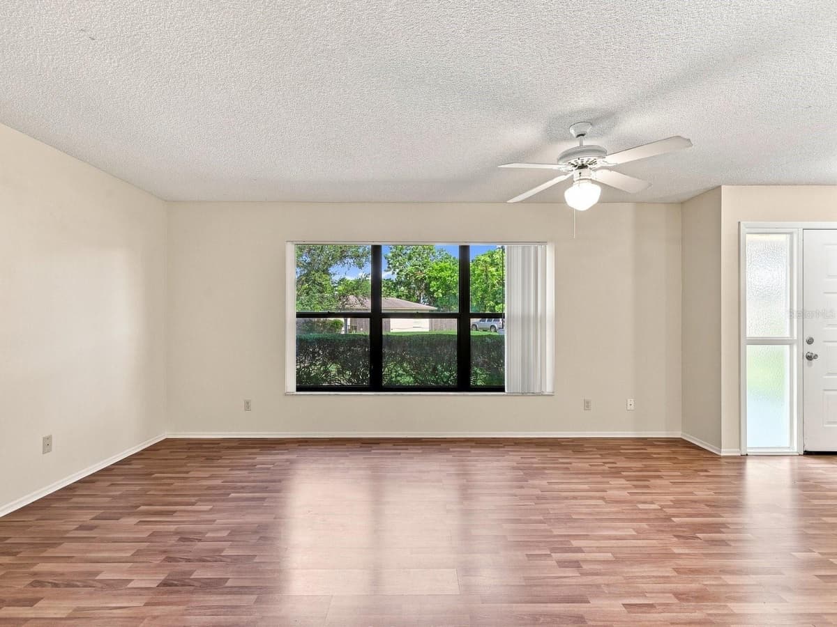 315 57TH STREET COURT — photo 4 of 26