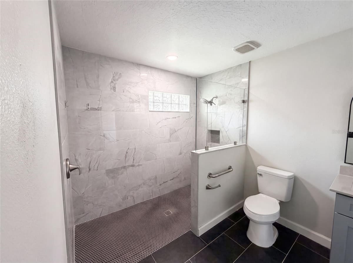 721 SUNBURST COVE LANE — photo 20 of 27
