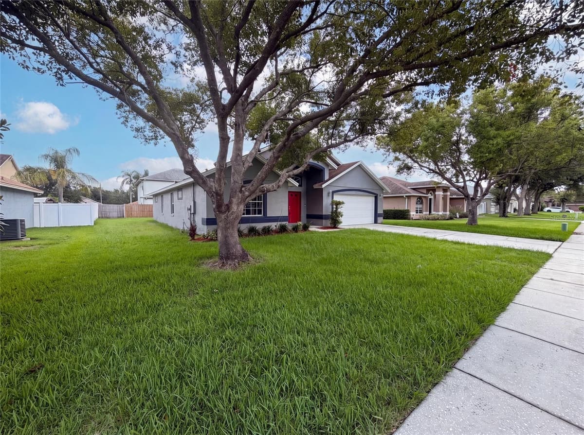 721 SUNBURST COVE LANE — photo 23 of 27
