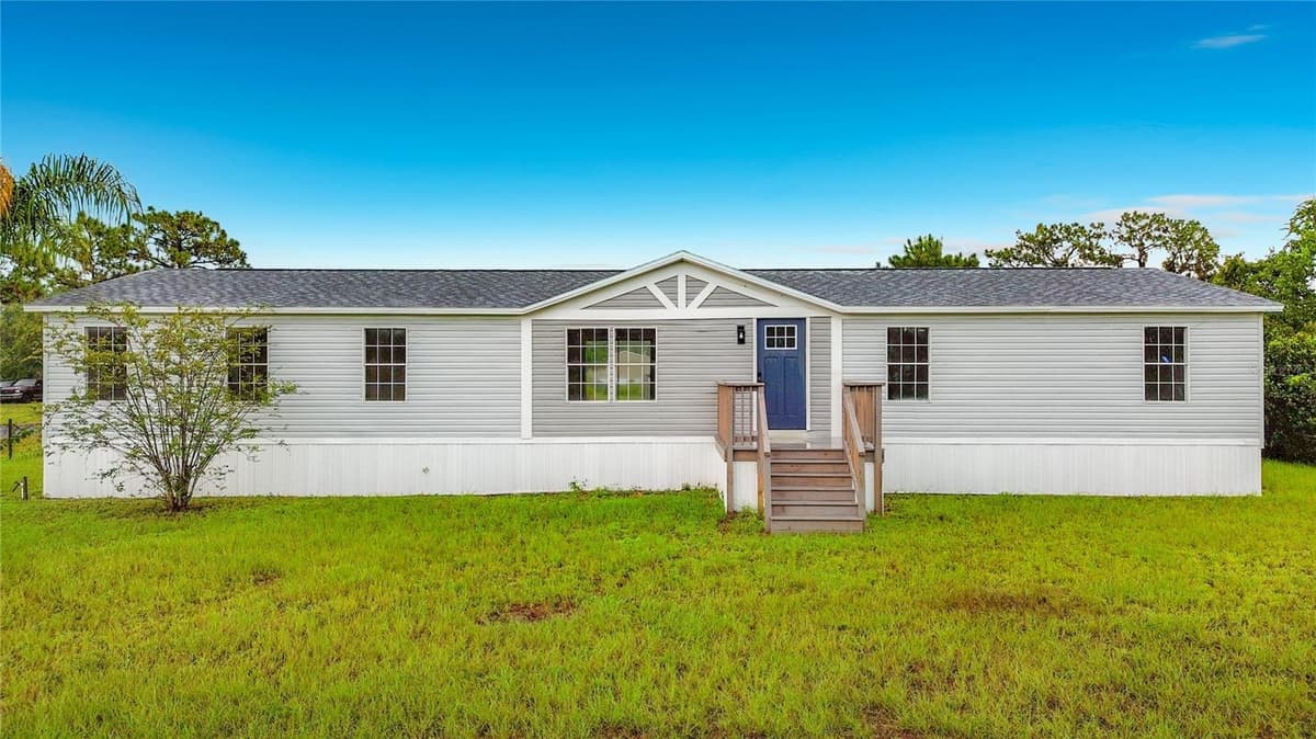 9200 MERCURY DRIVE — photo 1 of 48