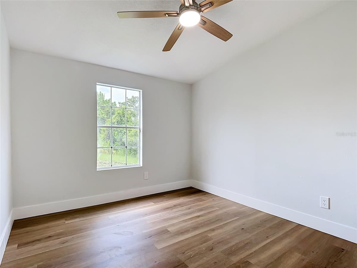 9200 MERCURY DRIVE — photo 20 of 48