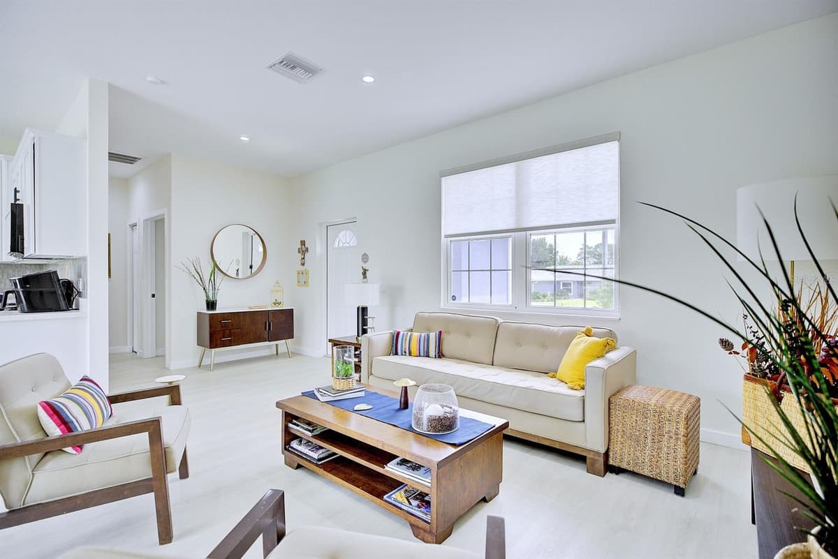 109 FIRE ISLAND AVENUE — photo 5 of 10