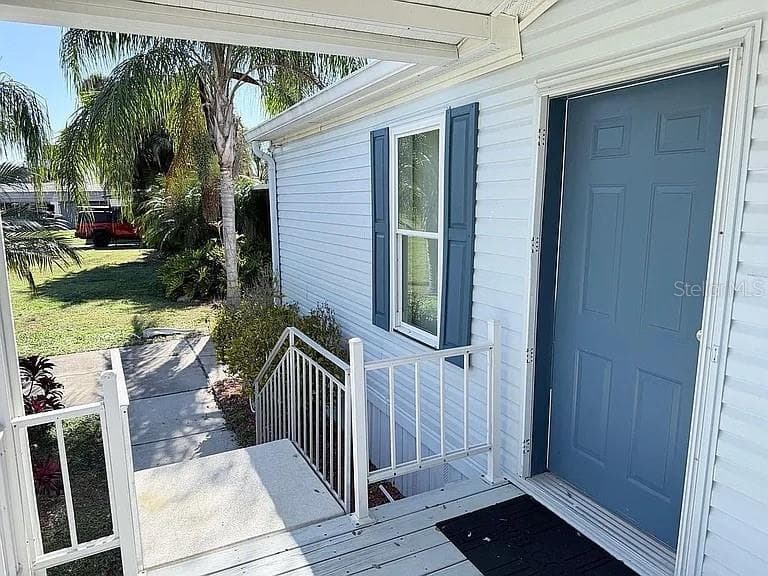 2086 STARBOARD DRIVE — photo 5 of 33