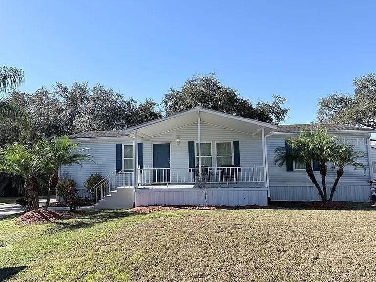2086 STARBOARD DRIVE — photo 3 of 33