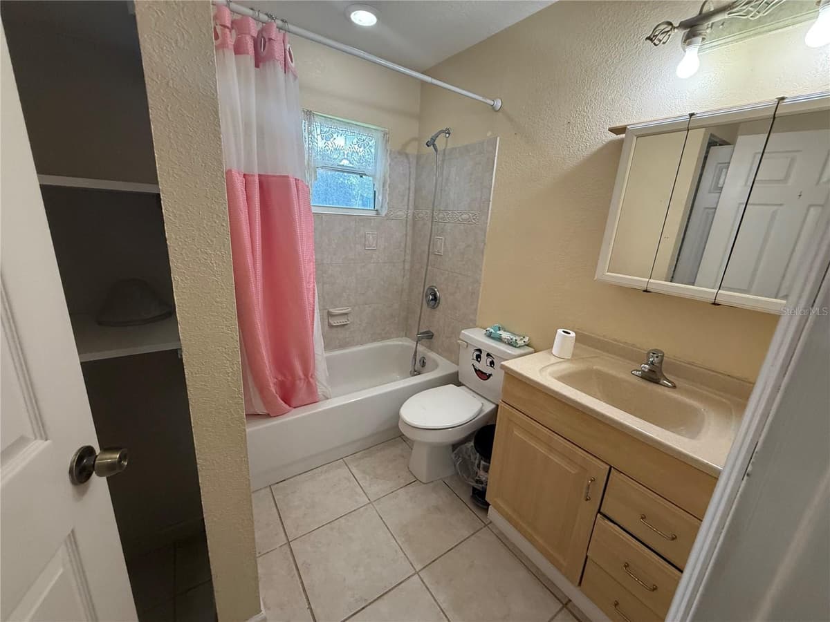 2480 GENES LITTLE ACRES AVENUE — photo 25 of 44